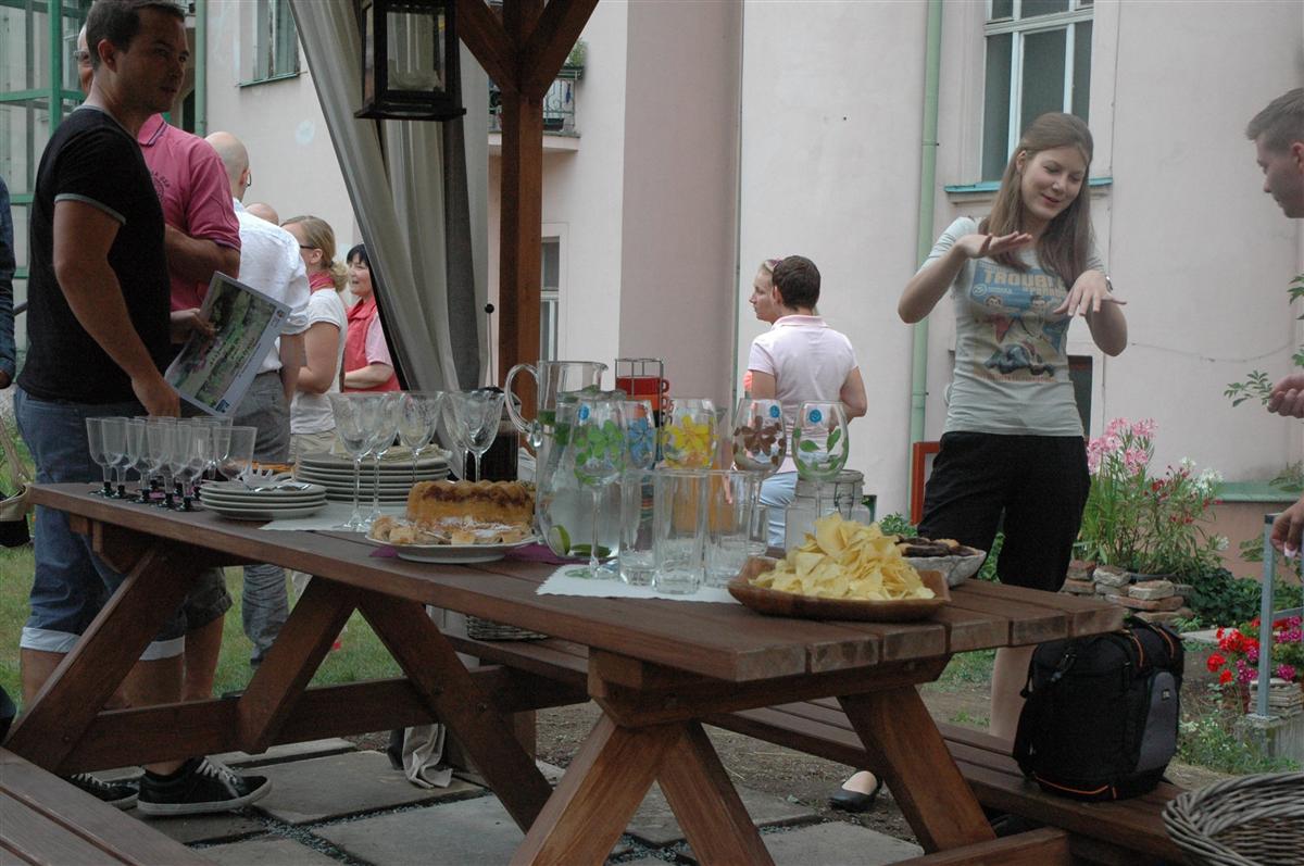 dvorek6.jpg