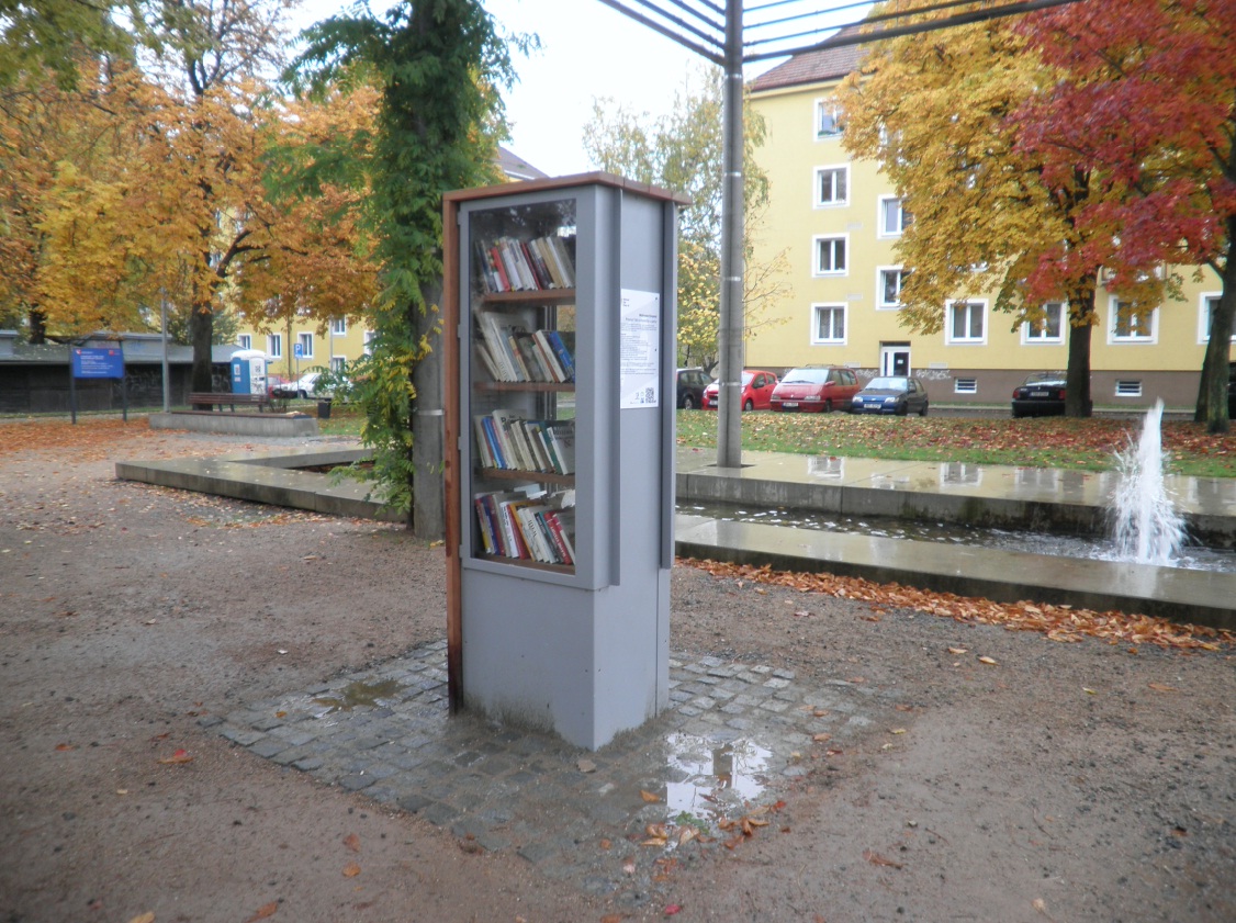 knihovna malinova.jpg