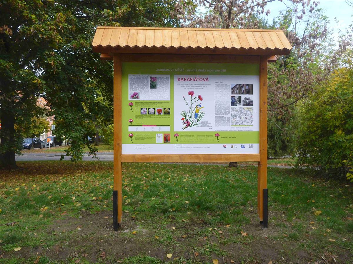 toulky-po-p10-Karafiátová.JPG