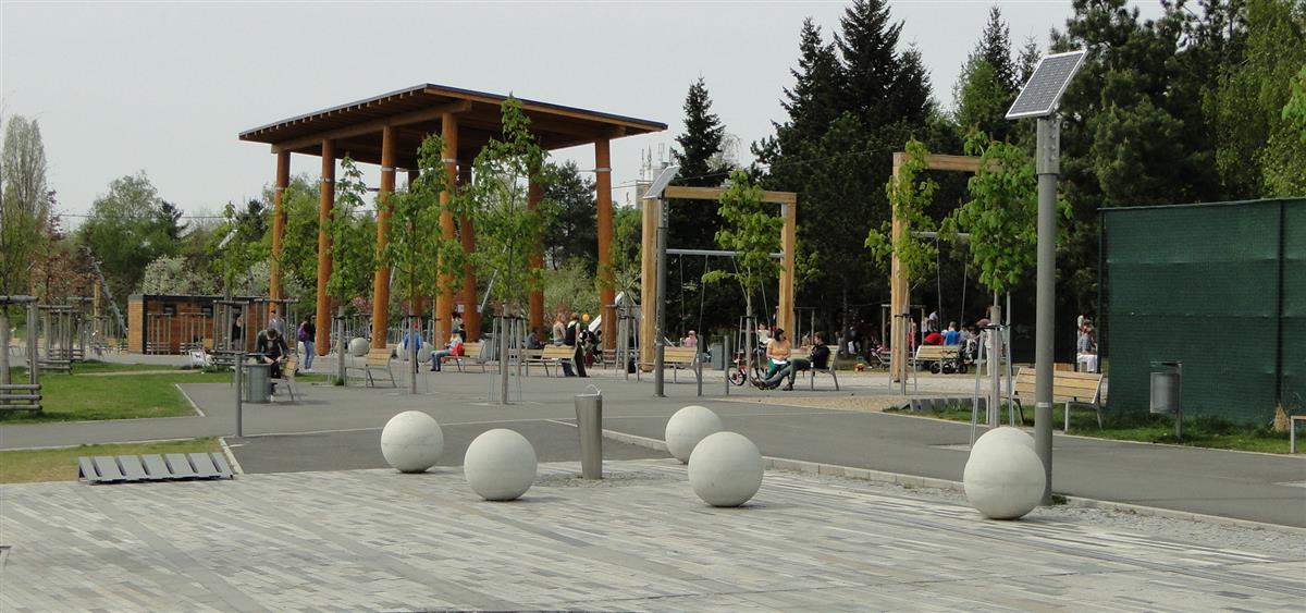 Malešický-park.JPG