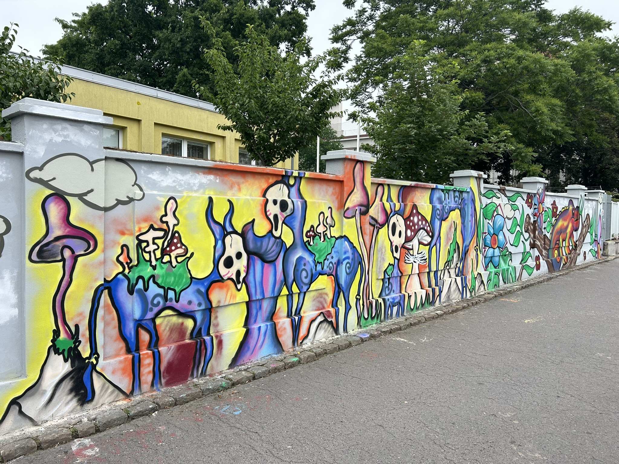 Zeď u Vršovického nádraží - web (2)